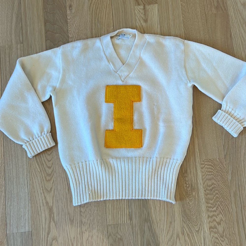 RARE!!!!! New Era 100%Wool Sweater Collegiate Letter I Vintage